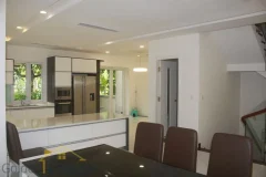Spacious Vinhomes Riverside villa for rent with furnished nearby BIS 6