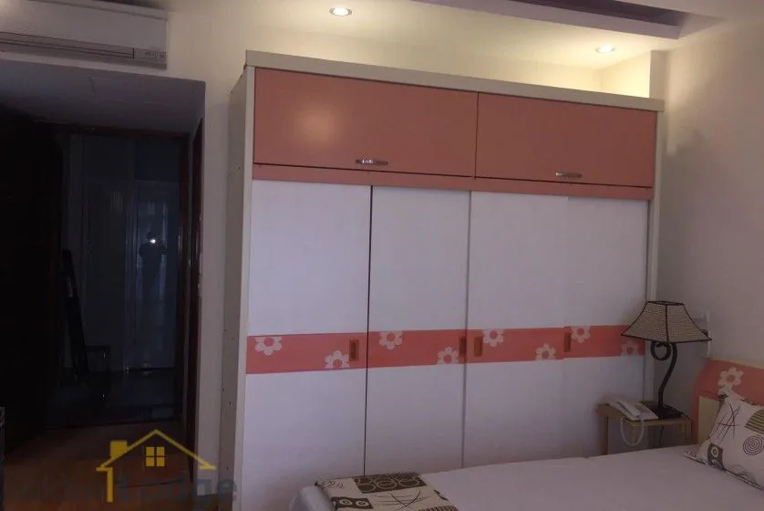 Studio on Dang Thai Mai street for rent Tay Ho balcony 1