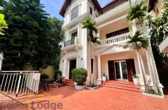 Swimming pool and Garden villa in Tay Ho with unfurnished 3
