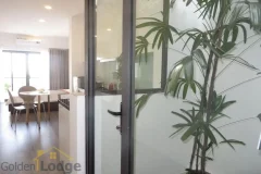 Tay Ho studio apartment for rent with 1 shower room furnished 2