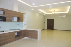 Unfurnished apartment in Trang An Complex Cau Giay, 3 beds 2