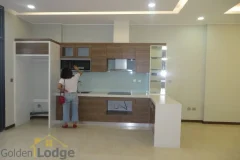 Unfurnished apartment in Trang An Complex Cau Giay, 3 beds 3