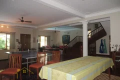 Unfurnished Tay Ho house rental in To Ngoc Van street Hanoi 4