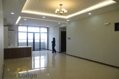 Unfurnished Trang An Complex apartment with 3 beds, 2 shower rooms 2