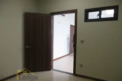 Unfurnished Trang An Complex apartment with 3 beds, 2 shower rooms 6