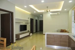 Unique 2 + 1 bedroom apartment rental in Trang An Complex furnished 7