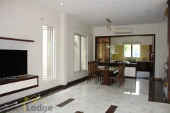 Refurbished villa for rent in Vinhomes Riverside close to Jura park 4