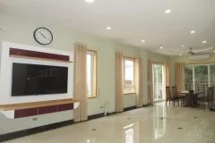 Vinhomes Riverside Hanoi villa composed of 3 bedrooms, rear garden