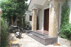 Vinhomes Riverside Hanoi villa composed of 3 bedrooms, rear garden 2