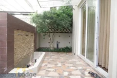 Vinhomes Riverside Hanoi villa composed of 3 bedrooms, rear garden 4