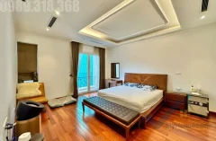 Vinhomes Riverside rent with 4 bedrooms and furnished 5