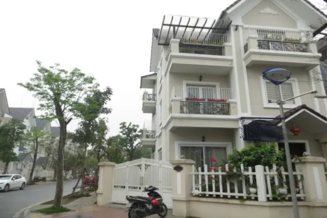 Biệt thự Vinhomes Riverside Hoa Anh Đào 5 phòng ngủ