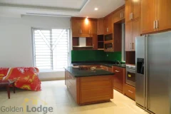 Warmly villa Vinhomes Riverside to rent, furnished 4 bedrooms 6
