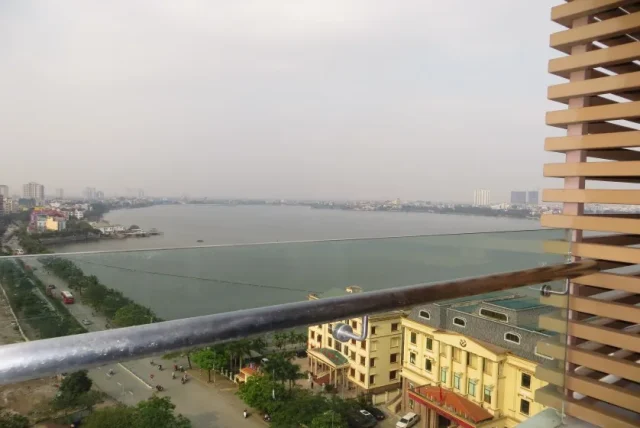 Watermark Hanoi 02 bedroom apartment for rent 86m2