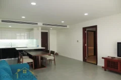 Watermark Hanoi apartment with lake view, 3 beds 2 baths 4