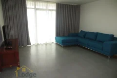 Watermark Hanoi apartment with lake view, 3 beds 2 baths 6