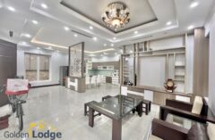 Furnished house for rent in Vinhomes Riverside with 4 bedrooms