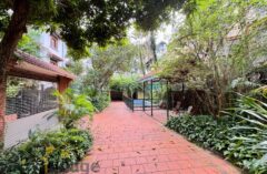 Rent villa with swimming pool in Tay Ho, huge garden car access