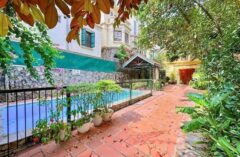 Rent villa with swimming pool in Tay Ho, huge garden car access